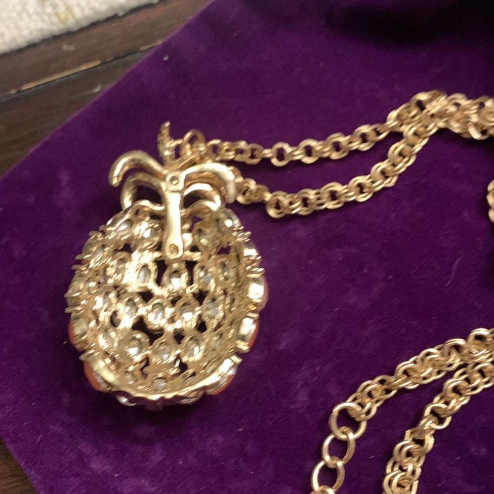 Chico’s Elegant Gold and Orange Pendant Necklace - Picture 4 of 7